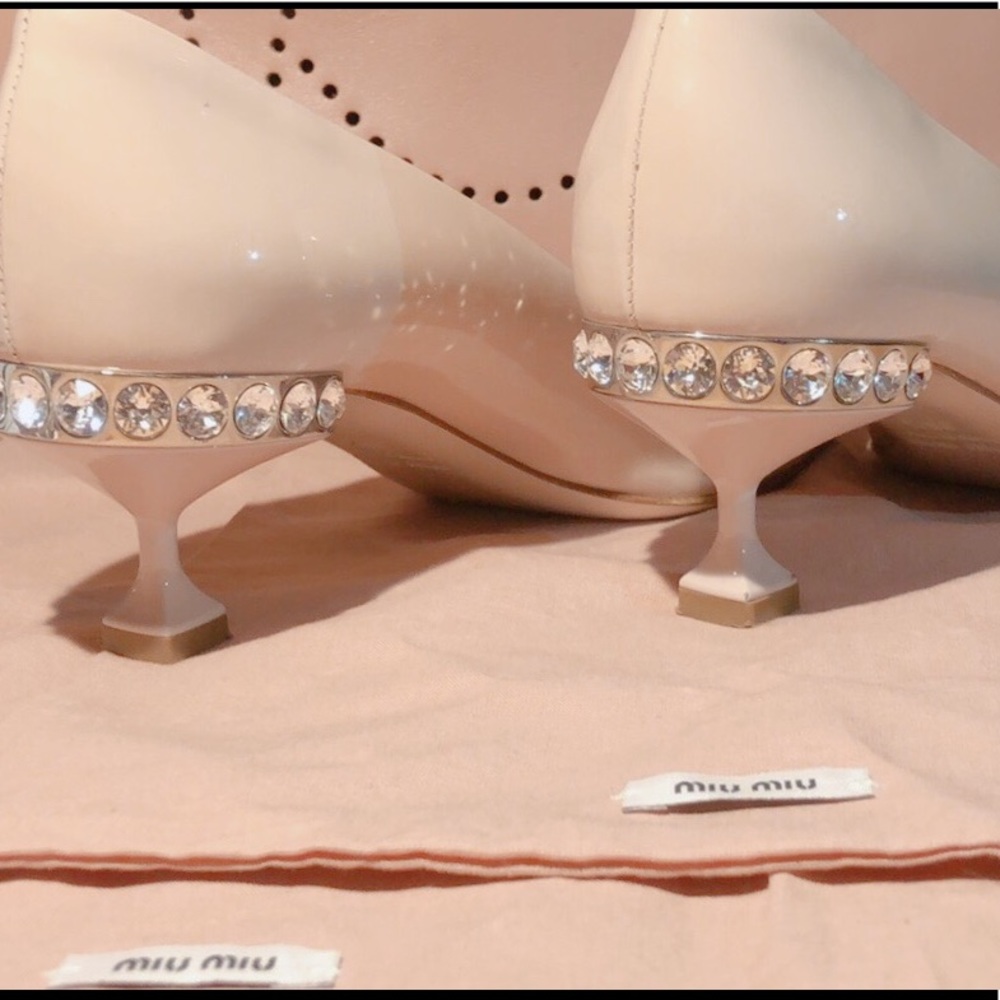 Miu Miu Leather Pump - Picture 2 of 6